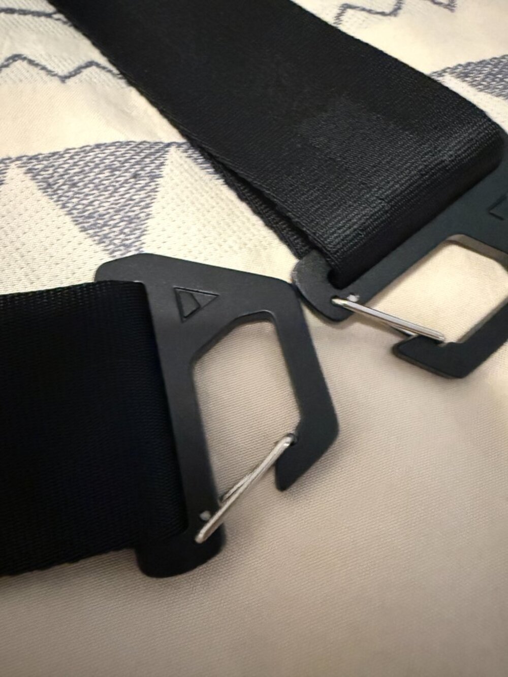 Nomatic Luxury Shoulder Strap with Leather Padded and Cushioned Black Travel - Picture 9 of 12